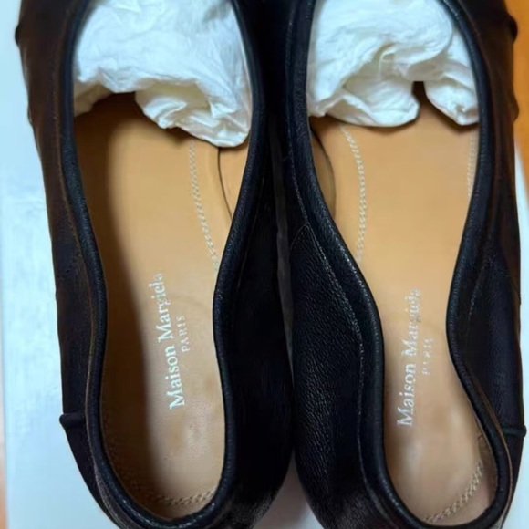 Maison Martin Margiela Black Tabi Flats - Picture 4 of 4